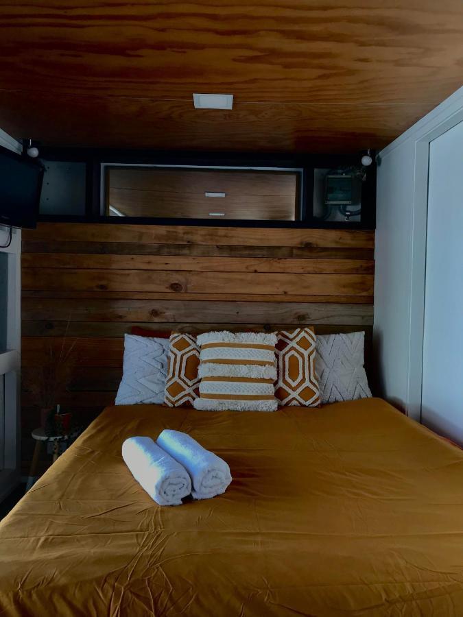 Onehunga Garden Tinyhouse With Parking Hotel Auckland Exterior photo